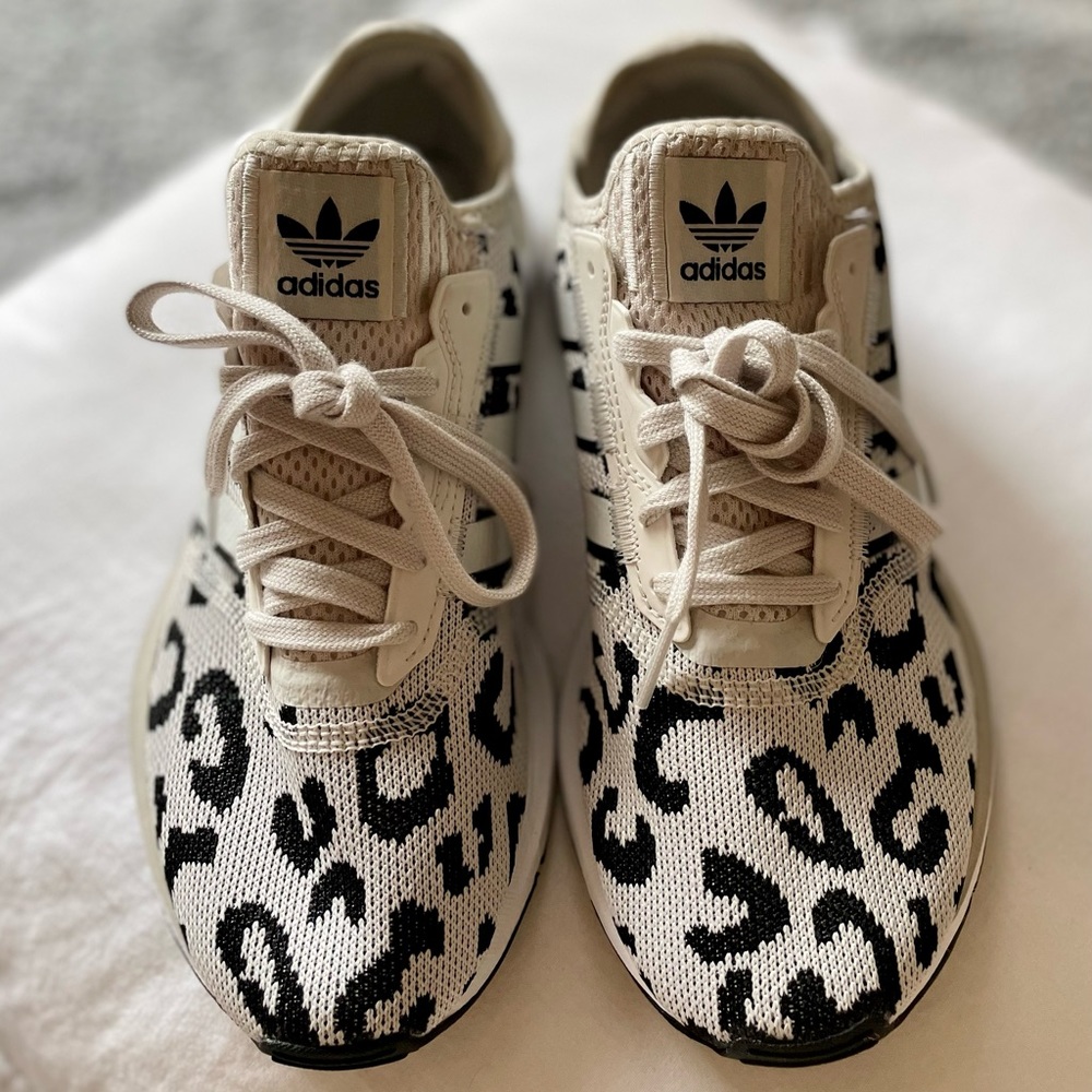 Women adidas shoes